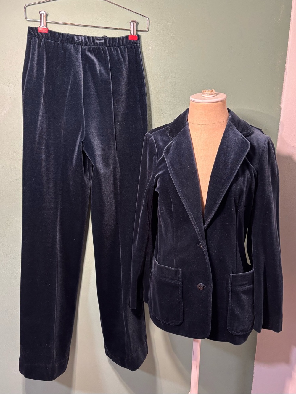 Vintage 1980’s ACT3 Women's Teal Velvet Blazer & Pants Set